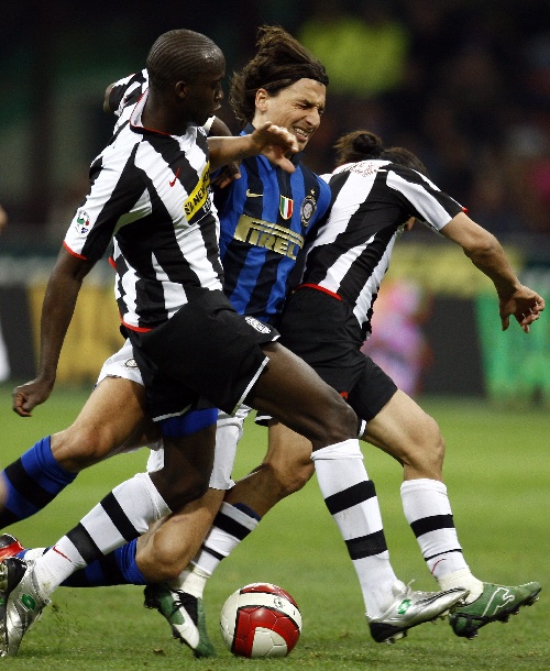 官宣：device正式加盟100 Thieves